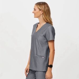 FIGS Technical Scrub set - XS